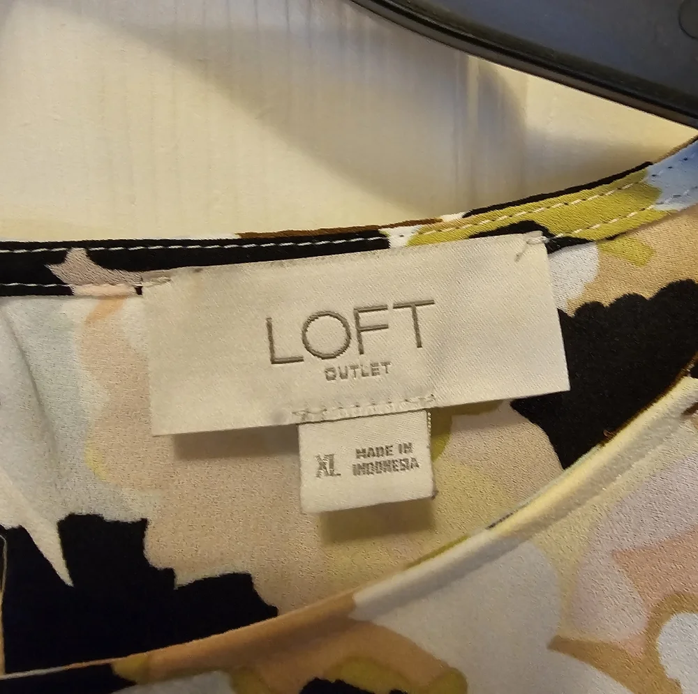 Loft Outlet Floral Print Women's Top - XL - Picture 4 of 6